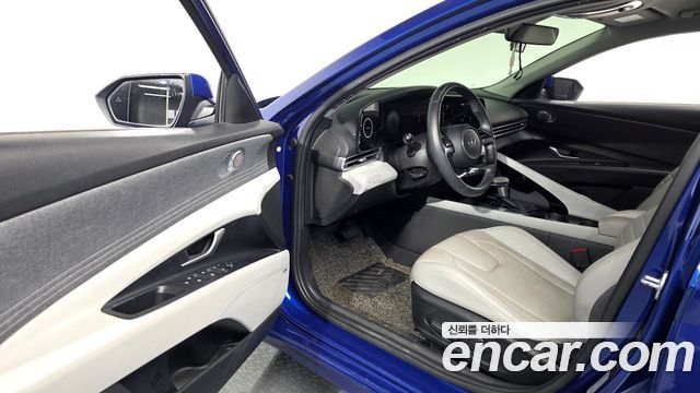 Hyundai AVANTE 2021 — photo 13
