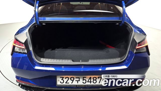 Hyundai AVANTE 2021 — photo 24