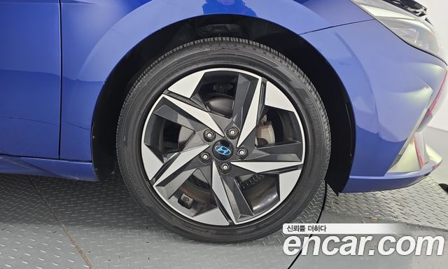 Hyundai AVANTE 2021 — photo 7
