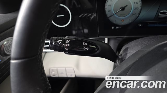 Hyundai AVANTE 2021 — photo 29
