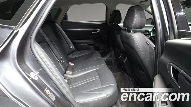 Hyundai Sonata 2023 — photo 12
