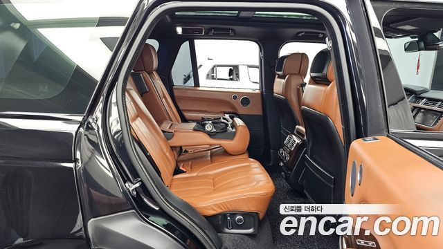 Land Rover Range Rover 2016 — photo 12