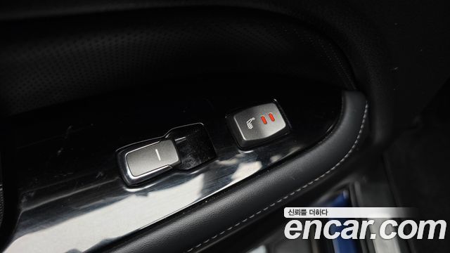 KG Mobility Rexton 2018 — photo 18