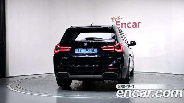 BMW iX3 2022 — photo 4