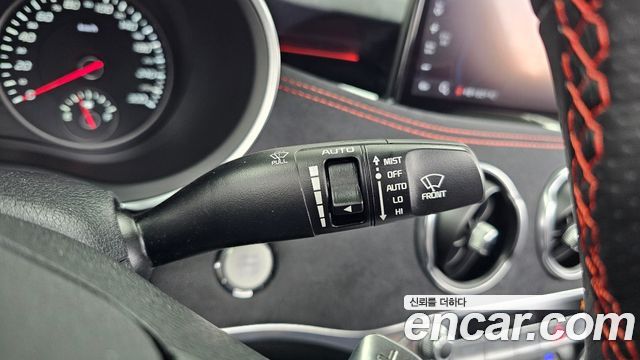 Kia Stinger 2021 — photo 29