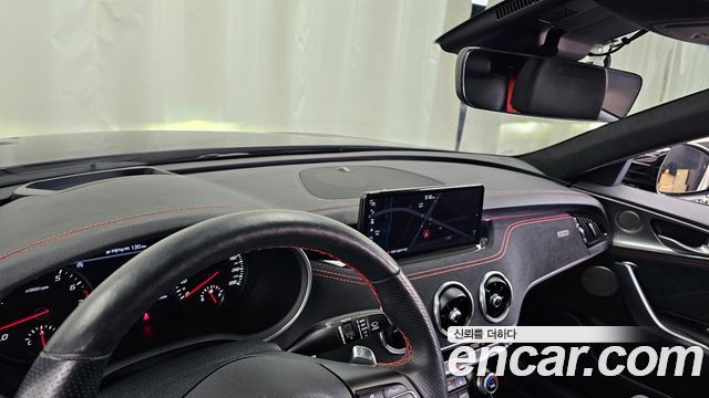 Kia Stinger 2021 — photo 36