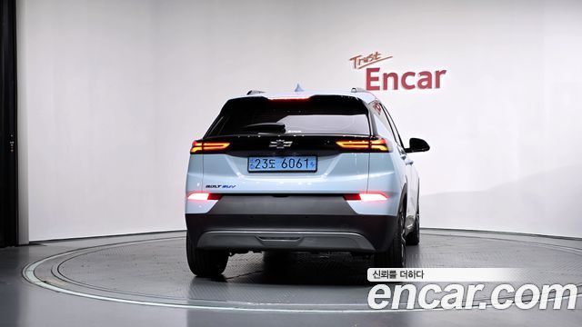 Chevrolet Korea 볼트 EUV 2023 — photo 4