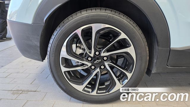 Chevrolet Korea 볼트 EUV 2023 — photo 5