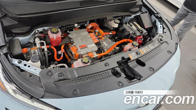 Chevrolet Korea 볼트 EUV 2023 — photo 6
