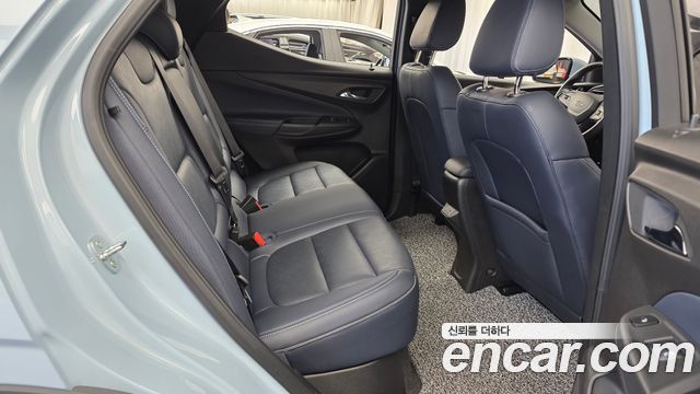 Chevrolet Korea 볼트 EUV 2023 — photo 11