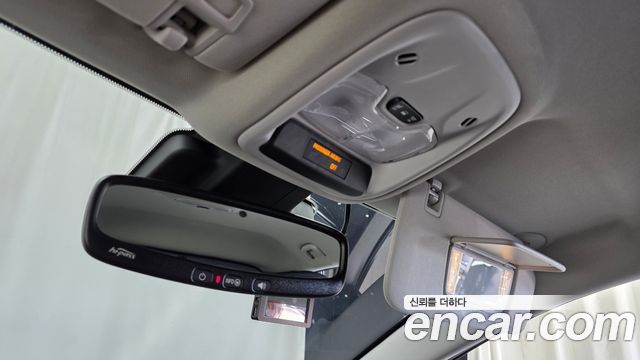 Chevrolet Korea 볼트 EUV 2023 — photo 17