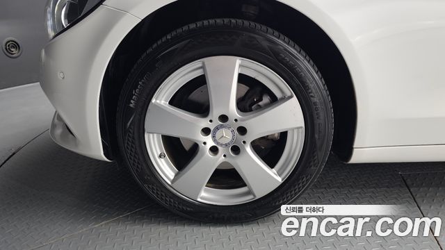 Mercedes-Benz C-Class 2016 — photo 5