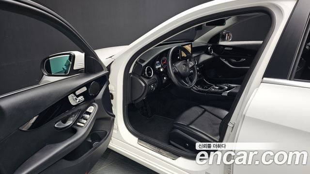 Mercedes-Benz C-Class 2016 — photo 10