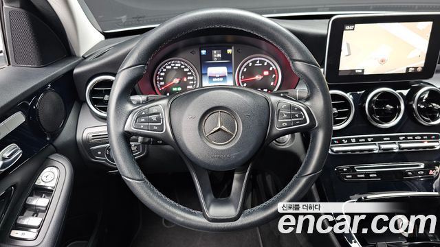 Mercedes-Benz C-Class 2016 — photo 13