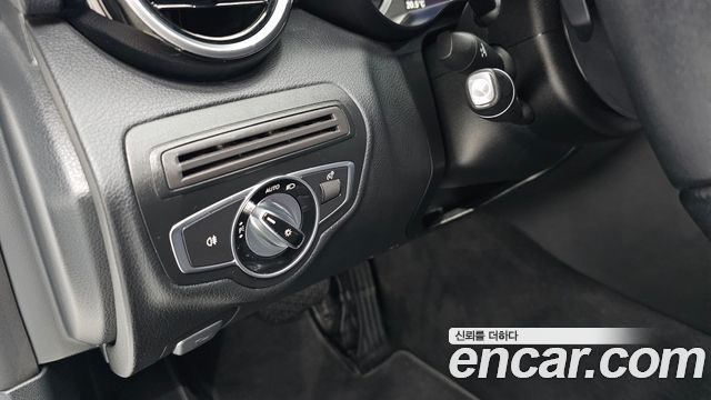 Mercedes-Benz C-Class 2016 — photo 14