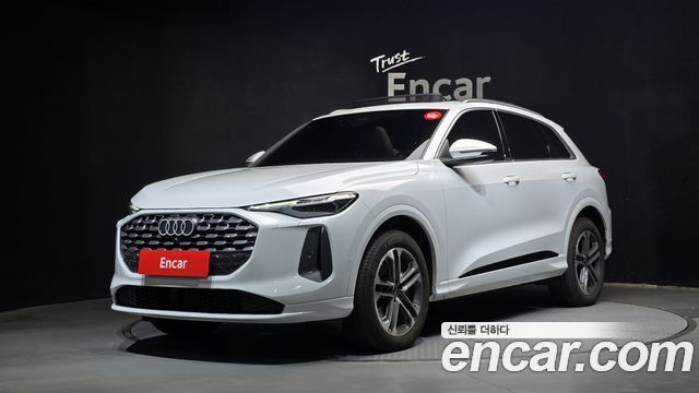 Audi Q5 2025 — photo 1