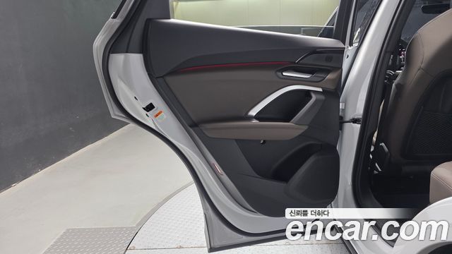 Audi Q5 2025 — photo 15