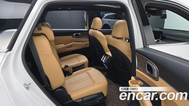Kia Sorento 2021 — photo 11