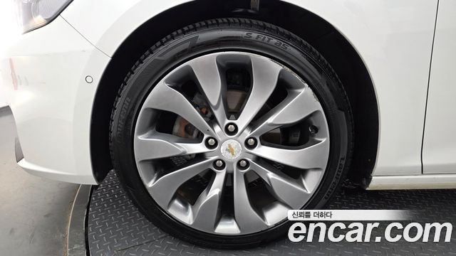 Chevrolet Korea Malibu 2017 — photo 5
