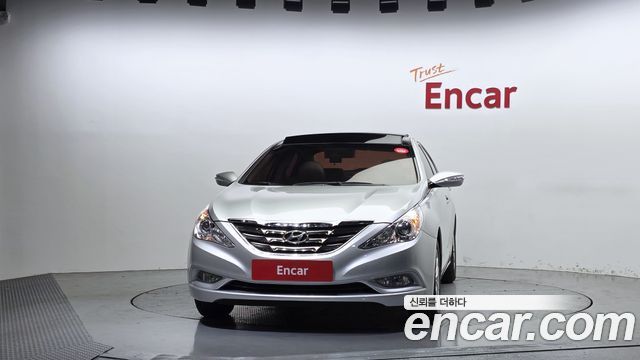 Hyundai Sonata 2010 — photo 3