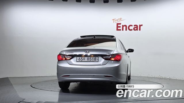 Hyundai Sonata 2010 — photo 4
