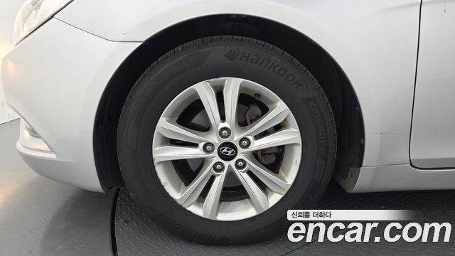 Hyundai Sonata 2010 — photo 5