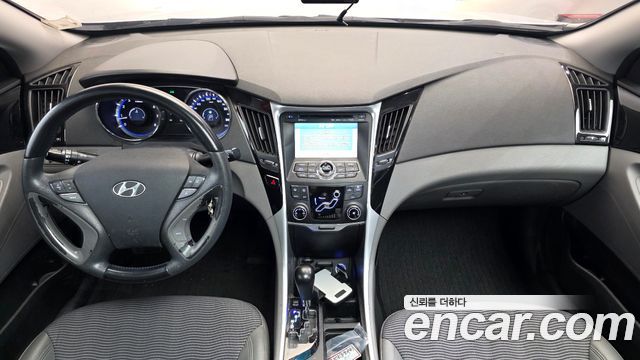 Hyundai Sonata 2010 — photo 7