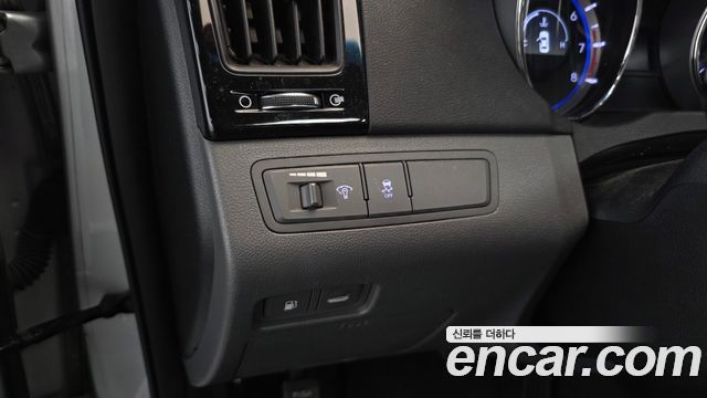 Hyundai Sonata 2010 — photo 18