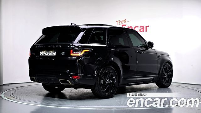 Land Rover Range Rover Sport 2019 — photo 2