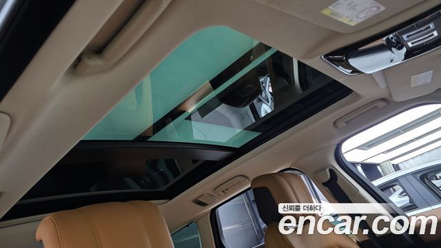 Land Rover Range Rover Sport 2019 — photo 27