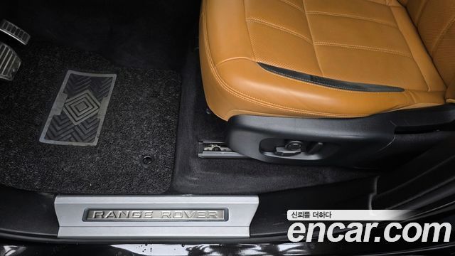 Land Rover Range Rover Sport 2019 — photo 31