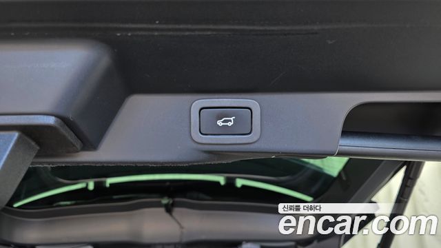 Land Rover Range Rover Sport 2019 — photo 33