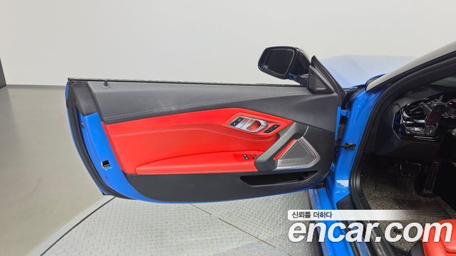BMW Z4 2020 — photo 14