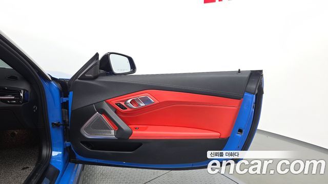 BMW Z4 2020 — photo 15