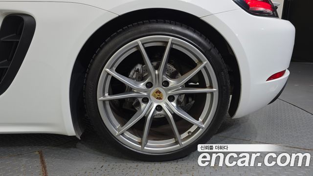 Porsche 718 2019 — photo 7