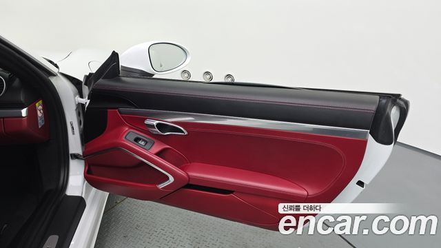 Porsche 718 2019 — photo 15