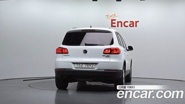 Volkswagen Tiguan 2015 — photo 4
