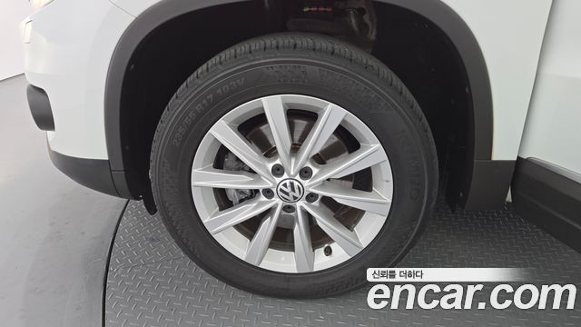 Volkswagen Tiguan 2015 — photo 5