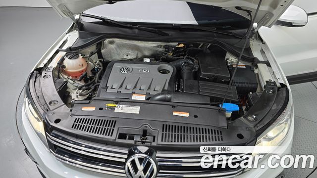 Volkswagen Tiguan 2015 — photo 6