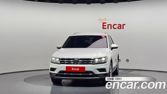 Volkswagen Tiguan 2020 — photo 3