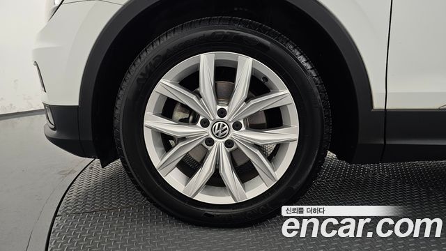 Volkswagen Tiguan 2020 — photo 5
