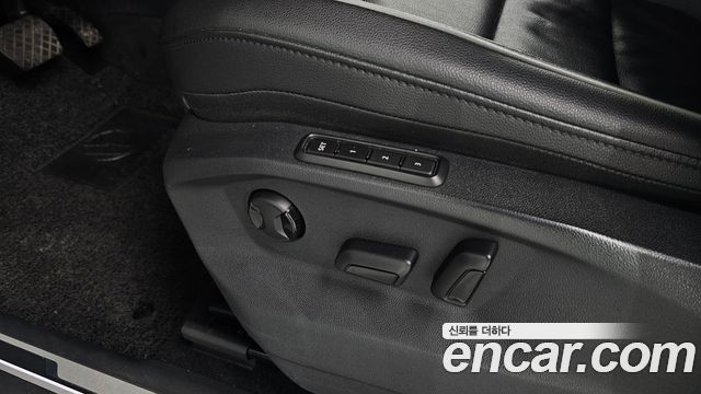 Volkswagen Tiguan 2020 — photo 23