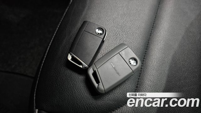 Volkswagen Tiguan 2020 — photo 35