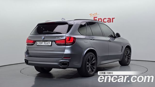 BMW X5 2015 — photo 2