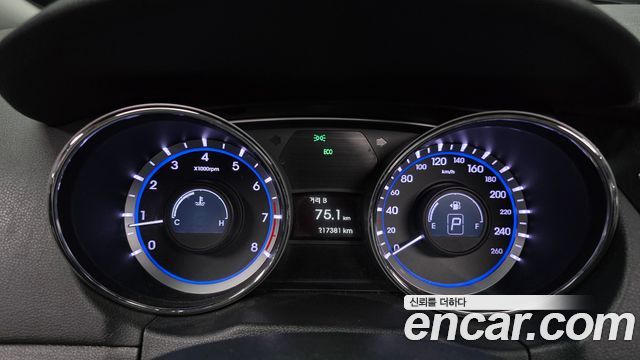 Hyundai Sonata 2013 — photo 8