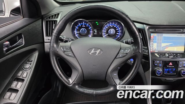 Hyundai Sonata 2013 — photo 13