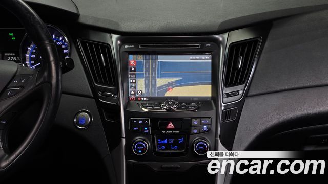 Hyundai Sonata 2013 — photo 14