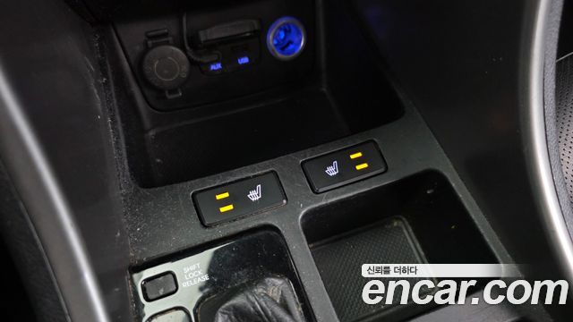 Hyundai Sonata 2013 — photo 18