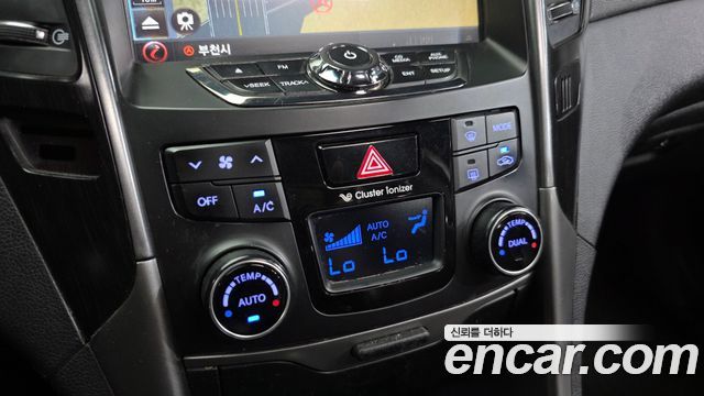 Hyundai Sonata 2013 — photo 19