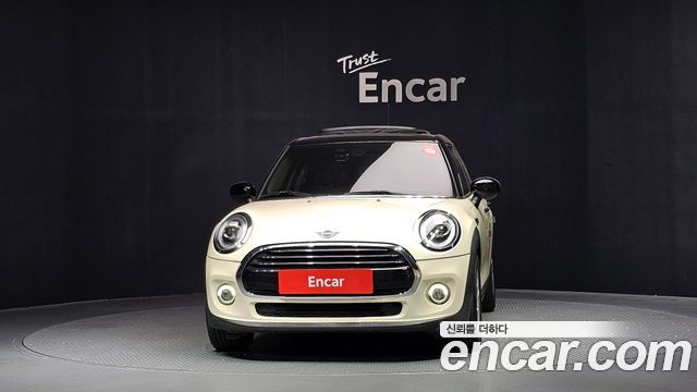 Mini Cooper 2020 — photo 3